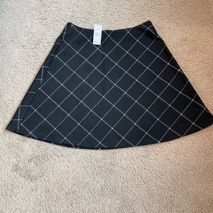Loft black and white skirt, size small